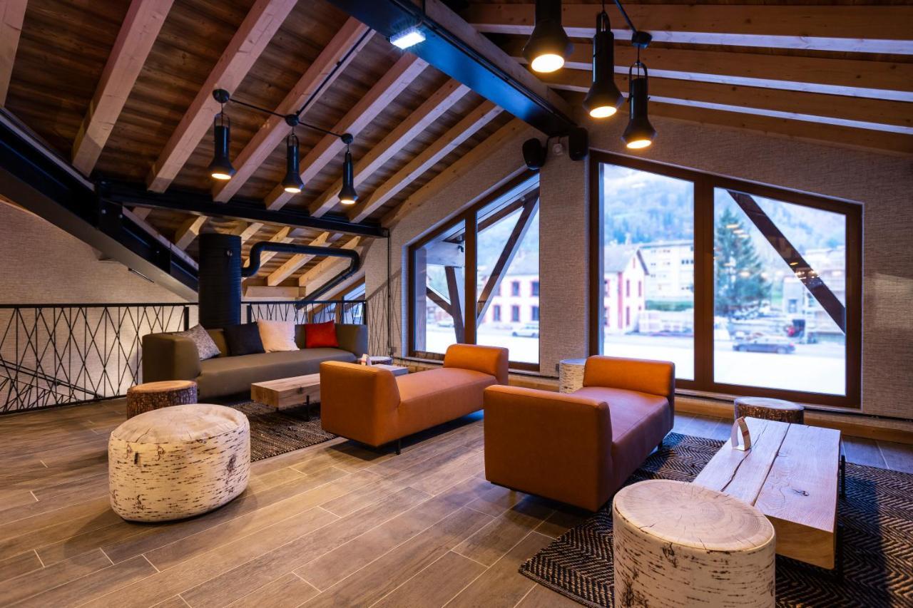 Hotel Base Camp Lodge - Bourg Saint Maurice Eksteriør bilde